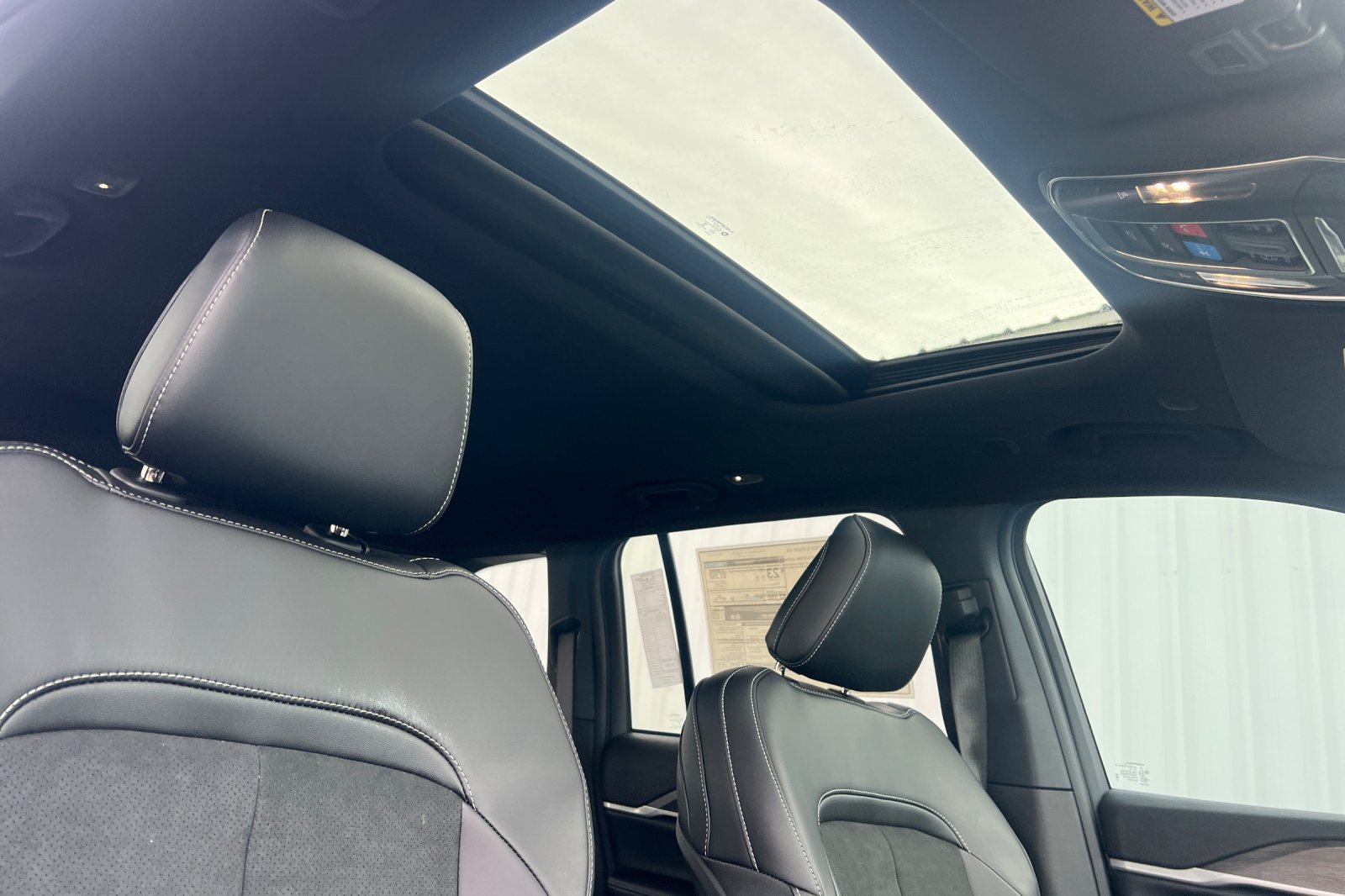 New 2026 Jeep Grand Cherokee Altitude AWD/4WD image 15