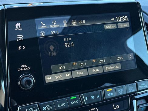 Used 2018 Honda Odyssey Elite image 21