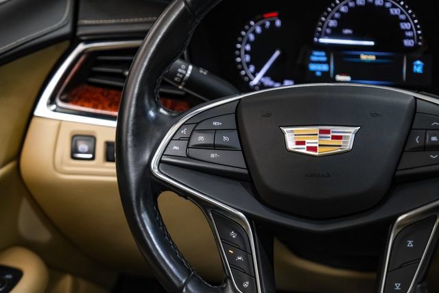 Used 2019 Cadillac XT5 Luxury FWD image 16
