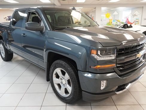 Used 2018 Chevrolet Silverado 1500 LT w/ All Star Edition AWD/4WD image 12