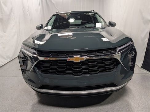 New 2026 Chevrolet Trax LT w/ Driver Confidence Package image 7