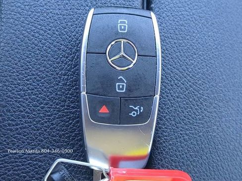 Used 2023 Mercedes-Benz CLA 250 4MATIC image 30