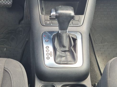 Used 2009 Volkswagen Tiguan SE AWD/4WD image 24