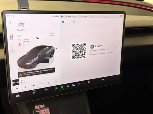 Used 2025 Tesla Model 3 Long Range image 31