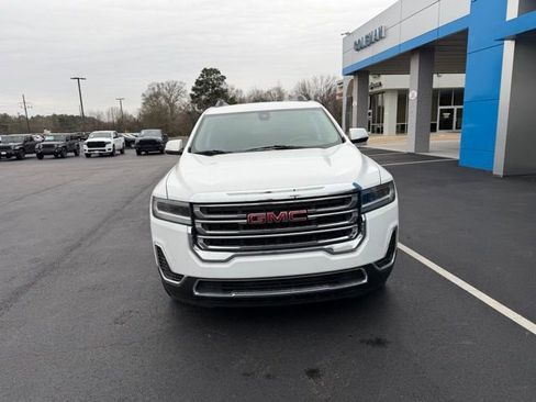 Used 2023 GMC Acadia SLE w/ Driver Convenience Package image 2