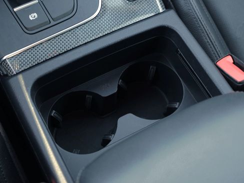 Used 2018 Audi SQ5 Premium Plus image 32