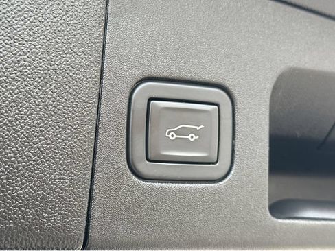 Certified 2023 Cadillac XT5 Luxury AWD/4WD image 14