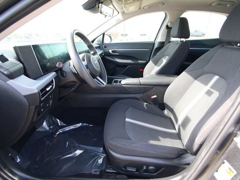 Used 2025 Hyundai Sonata SEL FWD image 6