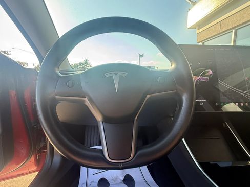 Used 2018 Tesla Model 3 Long Range AWD/4WD image 15