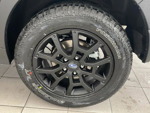 Used 2025 Subaru Crosstrek 2.5i Wilderness w/ Wilderness Package image 33