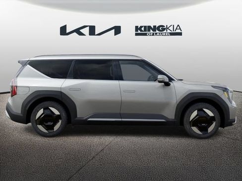 New 2026 Kia EV9 Wind AWD/4WD image 8