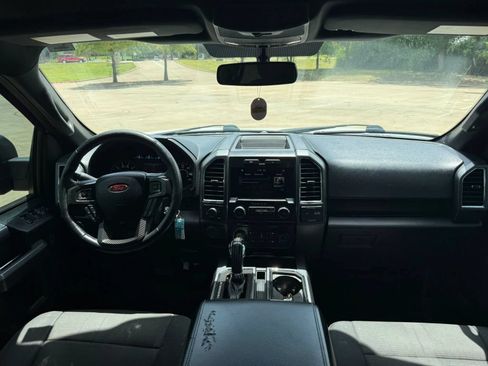 Used 2017 Ford F150 XLT w/ Equipment Group 302A Luxury RWD image 22