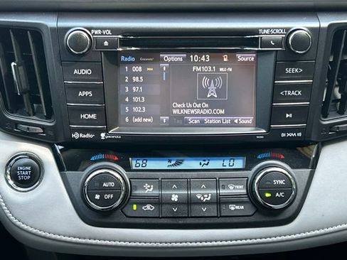 Used 2018 Toyota RAV4 Adventure AWD/4WD image 41