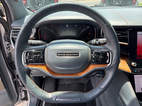 Used 2022 Jeep Grand Wagoneer Series II w/ Convenience Group III image 66