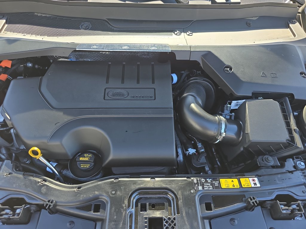 New 2026 Land Rover Discovery Sport Landmark AWD/4WD image 31