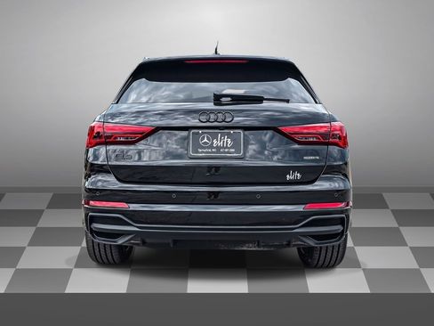 Used 2024 Audi Q3 2.0T Premium Plus w/ Premium Plus Package AWD/4WD image 5