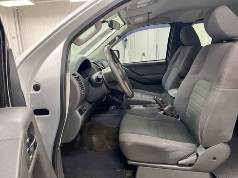 Used 2013 Nissan Frontier S w/ S Preferred Pkg image 18