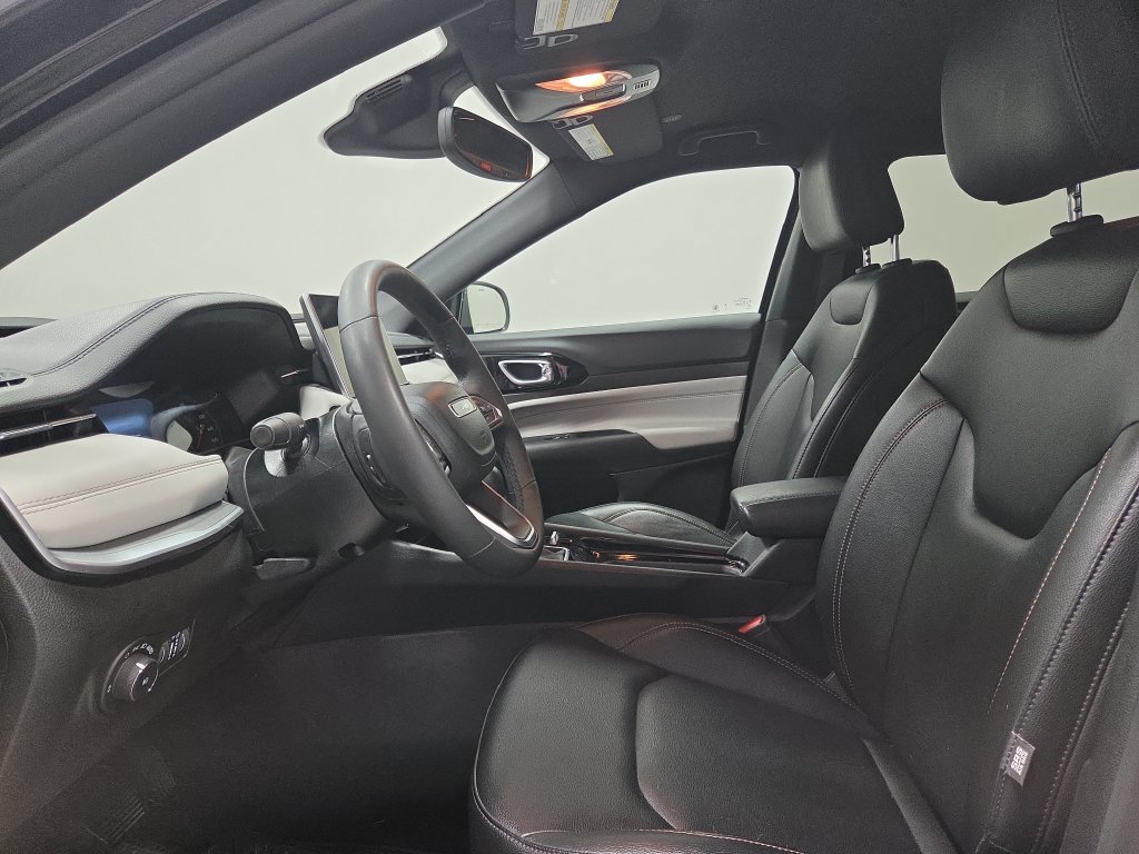 Used 2024 Jeep Compass Limited AWD/4WD image 21