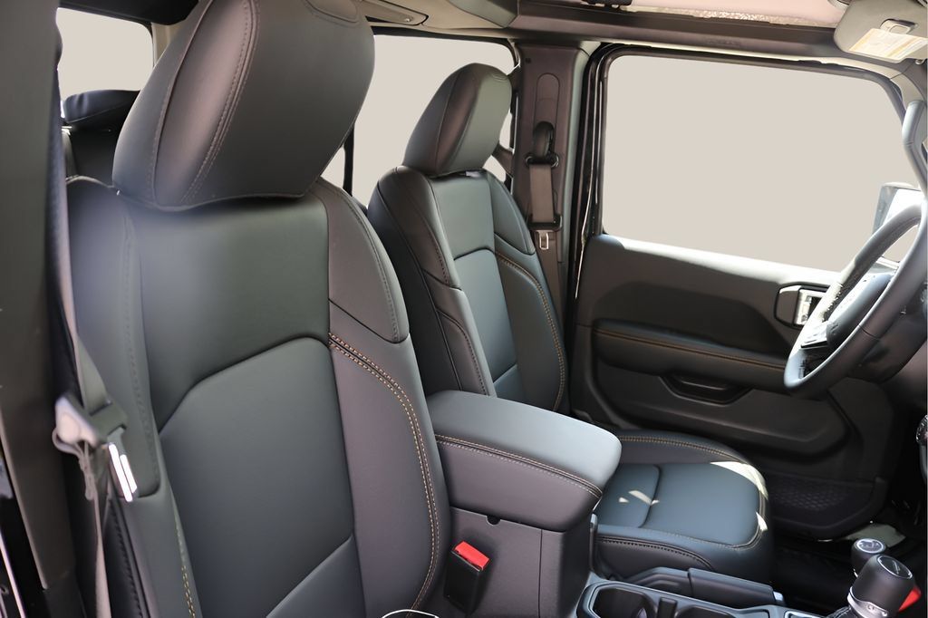 New 2026 Jeep Gladiator Mojave AWD/4WD image 19