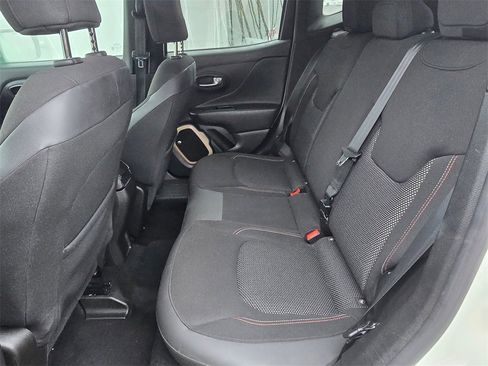 Used 2016 Jeep Renegade 75th Anniversary image 18