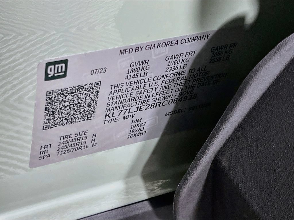 Used 2024 Chevrolet Trax RS w/ Sunroof Package FWD image 31