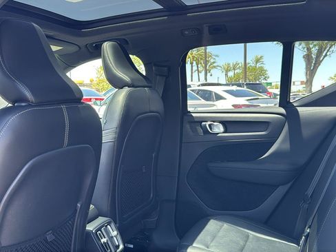 Used 2019 Volvo XC40 T5 Inscription AWD/4WD image 26