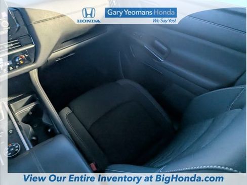 Used 2024 Nissan Pathfinder SV AWD/4WD image 19