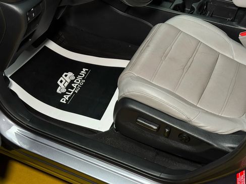 Used 2019 Honda CR-V EX-L image 33