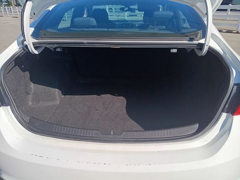 Used 2018 Chevrolet Malibu LT FWD image 10