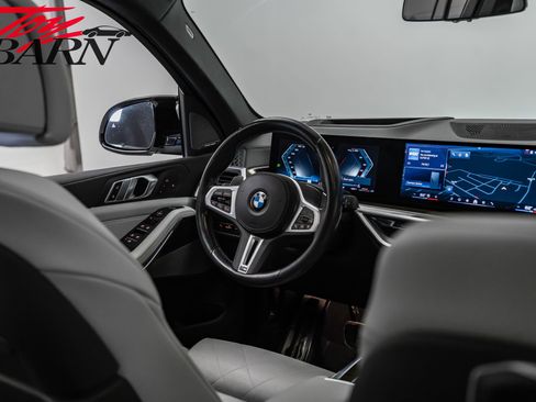 Used 2024 BMW X5 M60i image 54