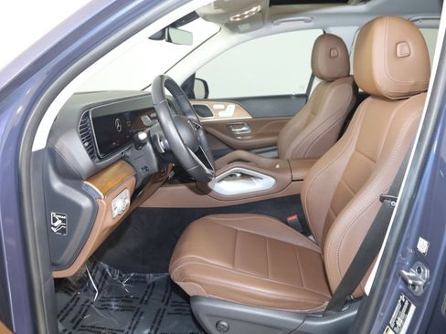 Used 2024 Mercedes-Benz GLE 350 4MATIC w/ 3rd Row Seat Package image 12