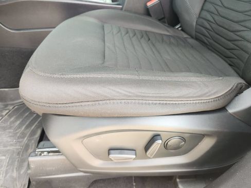 Used 2021 Ford Explorer XLT RWD image 23