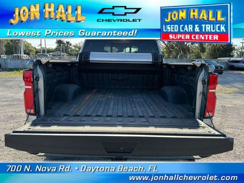 Used 2024 Chevrolet Silverado 2500 LTZ w/ LTZ Plus Package AWD/4WD image 14