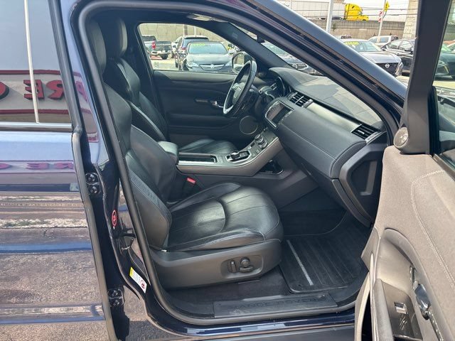 Used 2018 Land Rover Range Rover Evoque SE AWD/4WD image 52