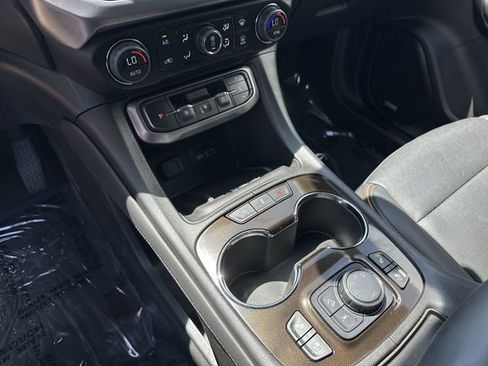 Used 2023 GMC Acadia AT4 w/ Technology Package AWD/4WD image 24