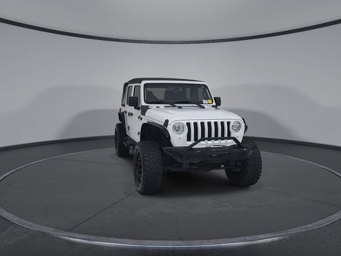 Used 2018 Jeep Wrangler Unlimited Sport AWD/4WD image 4