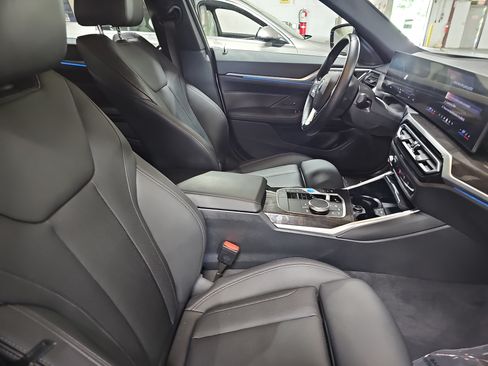 Used 2024 BMW i4 eDrive35 w/ Premium Package RWD image 10
