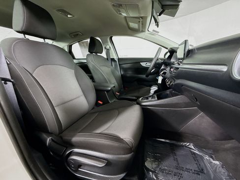 Used 2023 Kia Forte LXS FWD image 33
