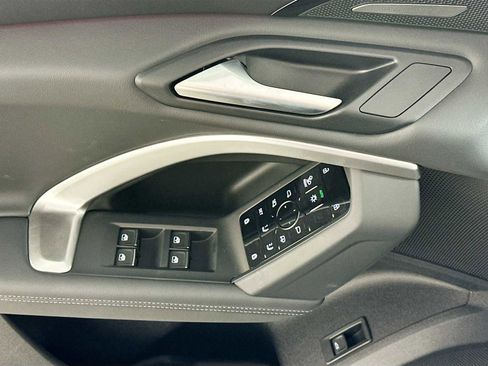 New 2025 Audi Q5 Premium Plus image 17