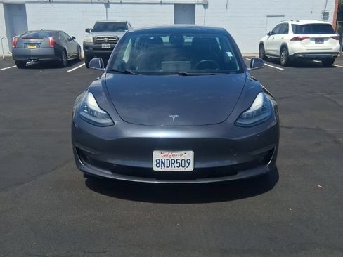 Used 2020 Tesla Model 3 Standard Range Plus RWD image 1