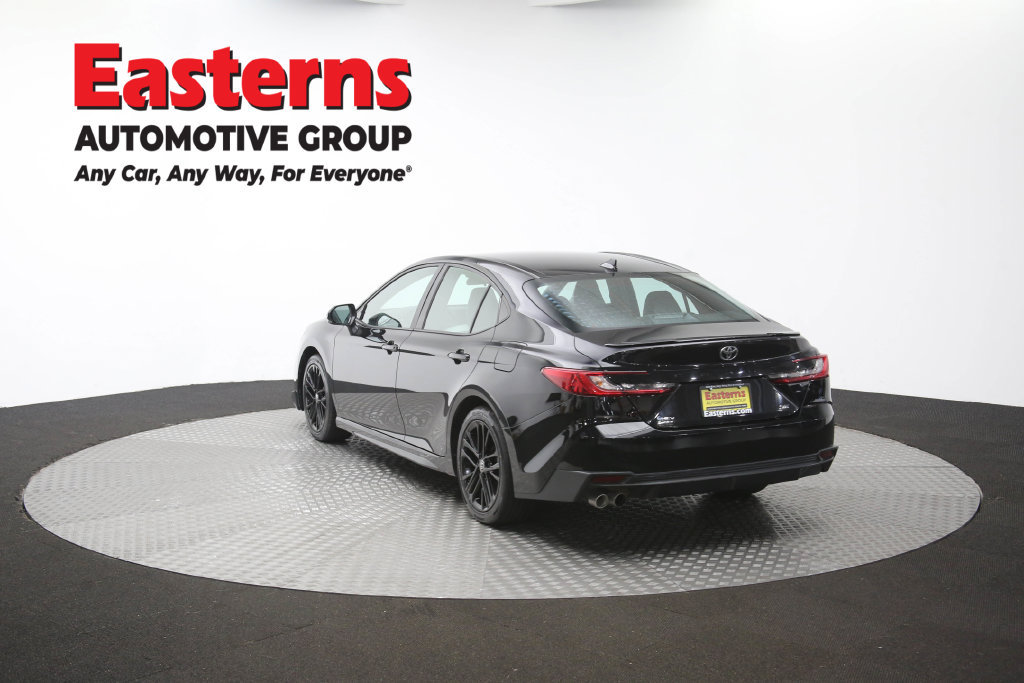 Used 2025 Toyota Camry SE FWD image 66