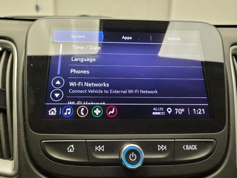 Used 2025 Chevrolet Malibu LT FWD image 25