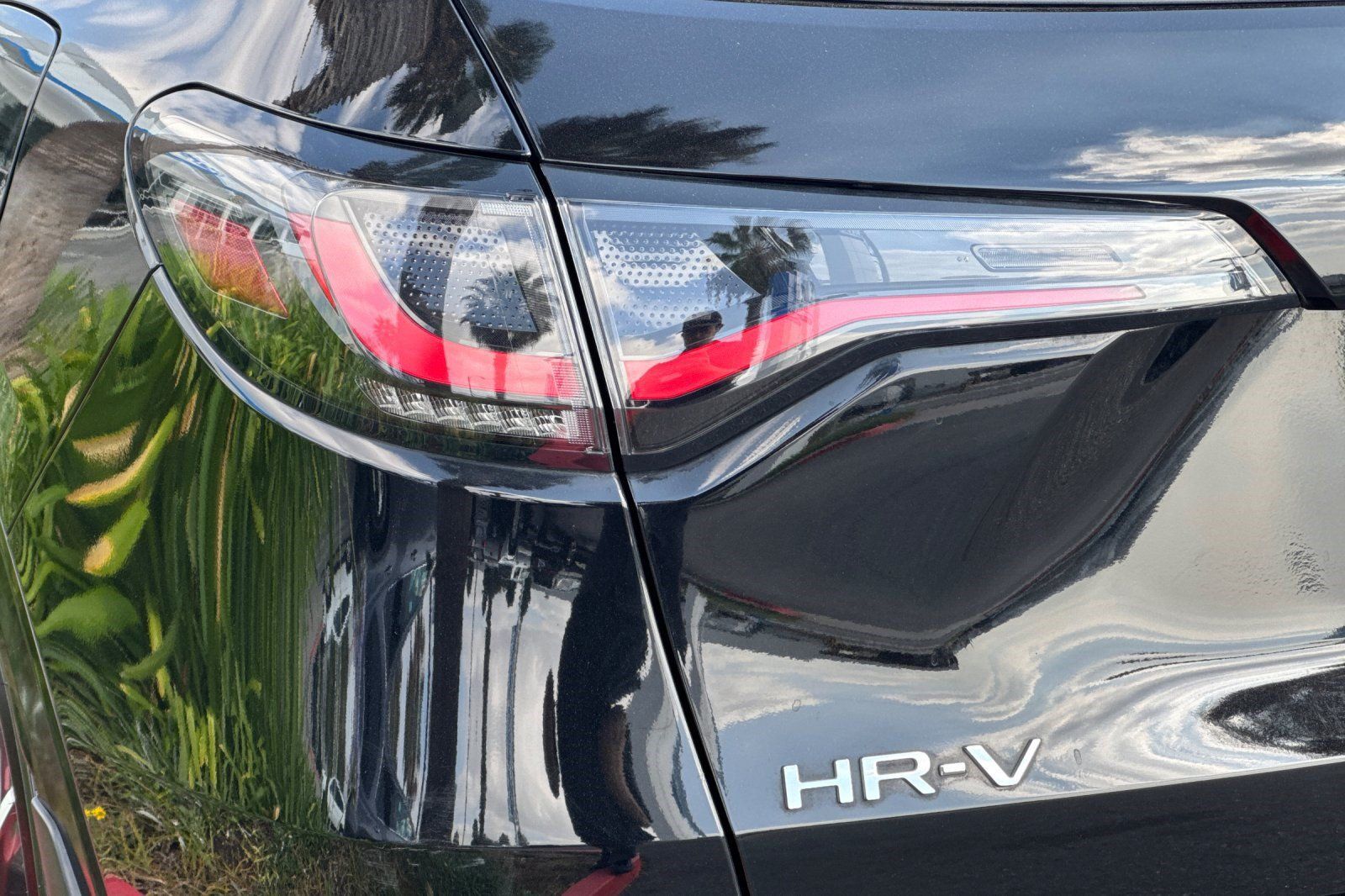 Certified 2024 Honda HR-V EX-L image 29