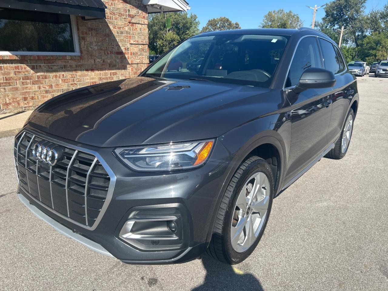 Used 2021 Audi Q5 2.0T Premium Plus w/ Premium Plus Package AWD/4WD image 1