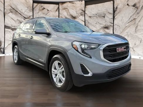 Used 2018 GMC Terrain SLE w/ Driver Convenience Package AWD/4WD image 1