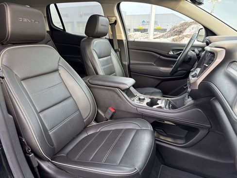 Used 2023 GMC Acadia Denali w/ Black Diamond Edition image 31