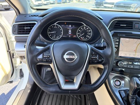 Used 2023 Nissan Maxima SV w/ Floor Mat Group FWD image 19