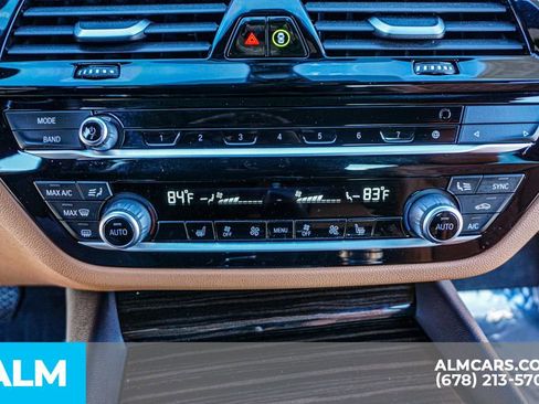 Used 2023 BMW 530i xDrive w/ Premium Package image 40