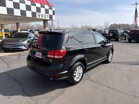 Used 2015 Dodge Journey SXT w/ Flexible Seating Group image 11
