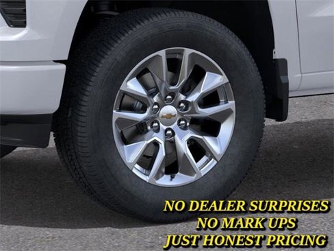 New 2026 Chevrolet Silverado 1500 Custom w/ LPO, Dark Essentials Package image 9